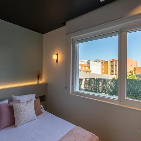 Sol E Lua En El Centro De