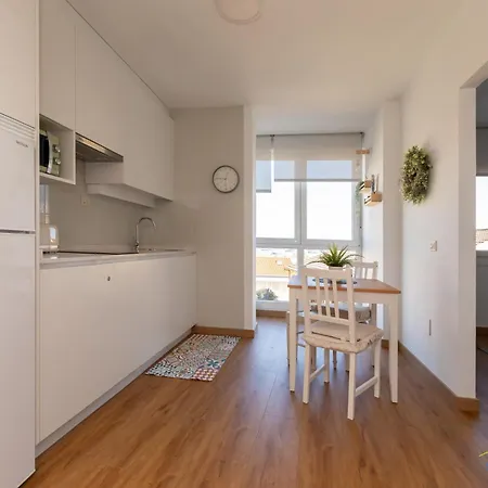 Sol E Lua En El Centro De *