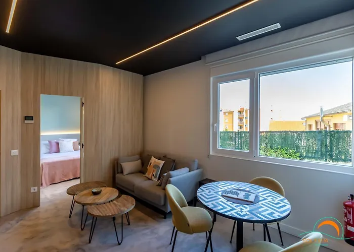 Sol E Lua En El Centro De 公寓 格罗韦