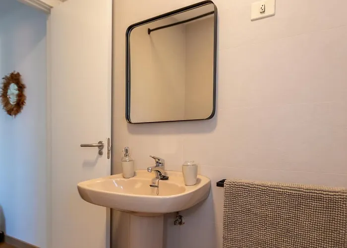 Sol E Lua En El Centro De * 格罗韦