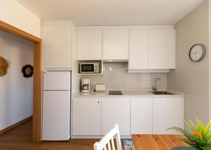 Sol E Lua En El Centro De 公寓 *