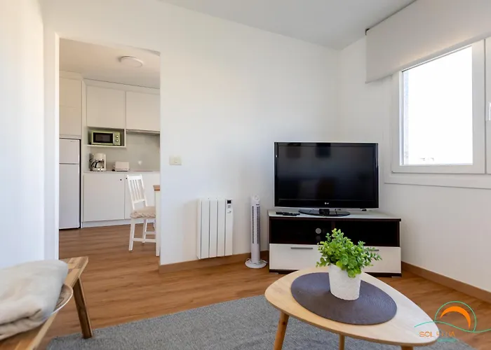 公寓 Sol E Lua En El Centro De 格罗韦