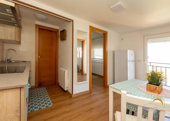 Sol E Lua En El Centro De * 格罗韦